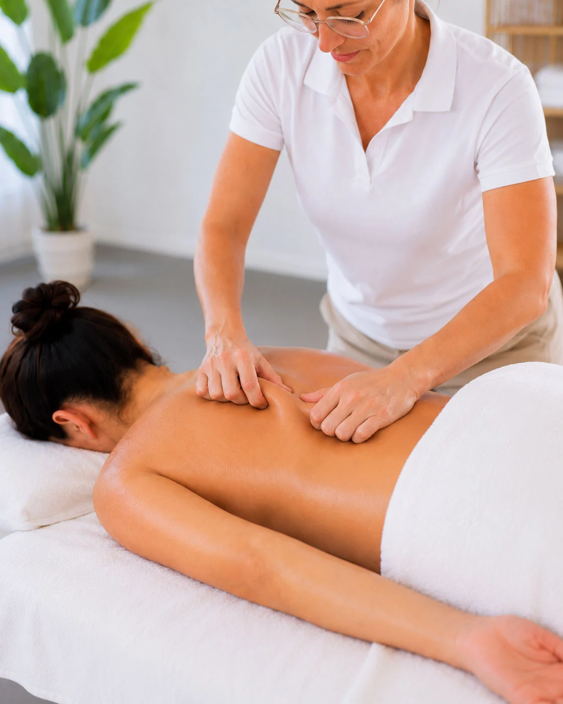 Bindegewebsmassage im Massage Zentrum Ehrendingen